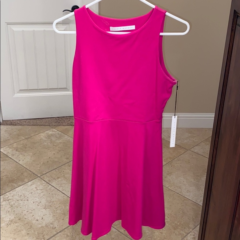 Sleeveless dress